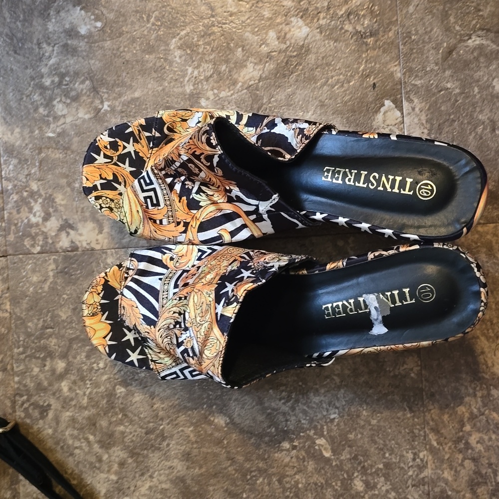 Tinstree pumps size 10